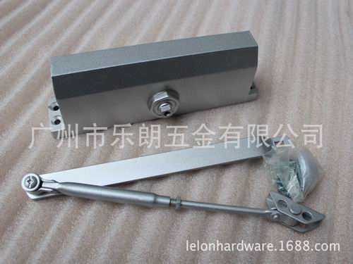 90度定位闭门器哪家好？